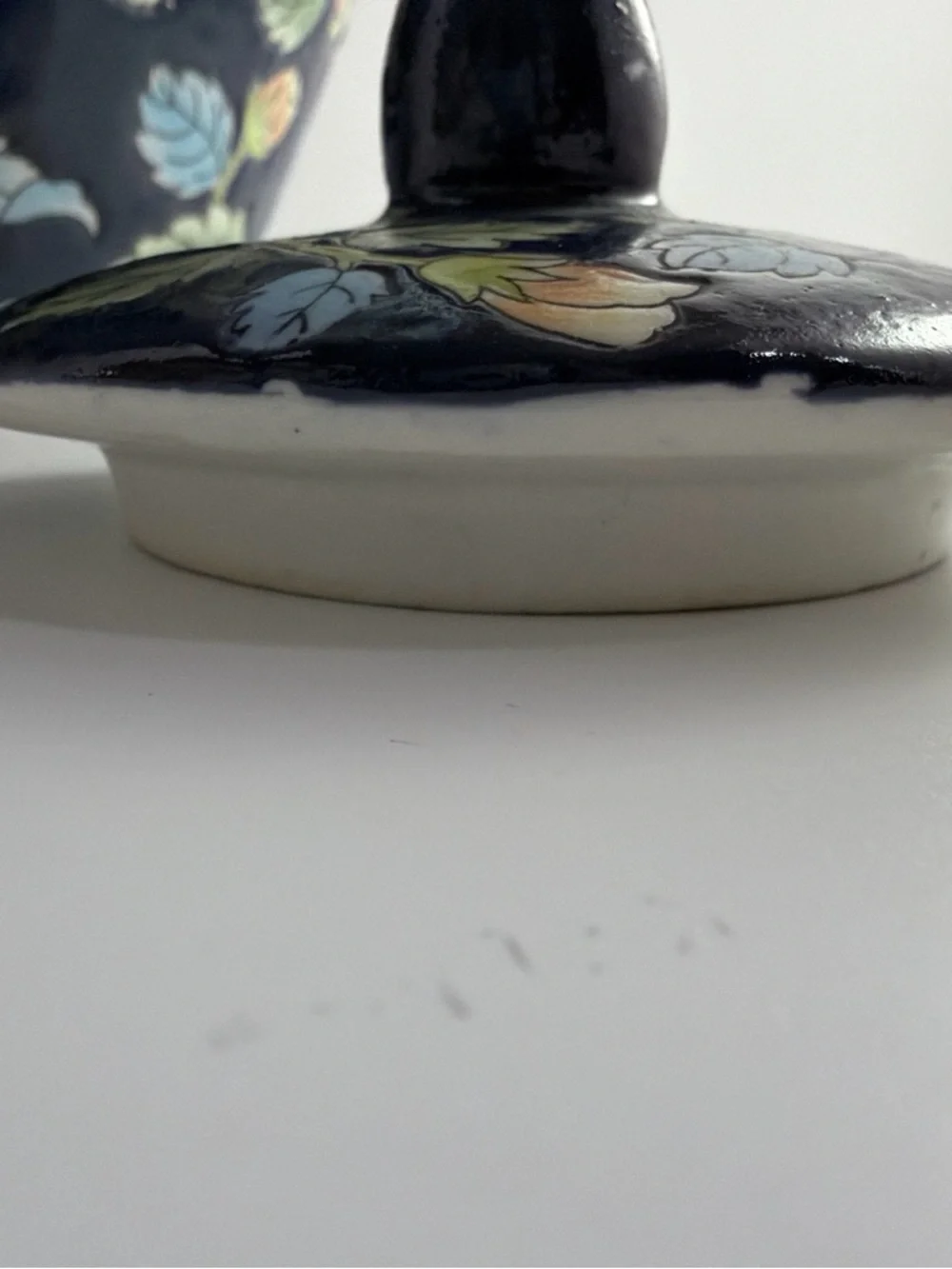 Vintage Chinese Ginger Jar with Lid Chinoiserie Flowers Large 12”